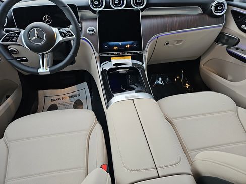 New 2026 Mercedes-Benz GLC 300 4MATIC image 9