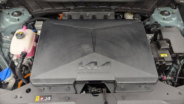 Used 2023 Kia Niro Wind w/ Wind Preserve Package FWD image 32