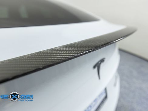 Used 2022 Tesla Model Y Performance AWD/4WD image 31