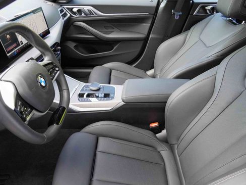 Certified 2025 BMW 430i w/ Premium Package image 11