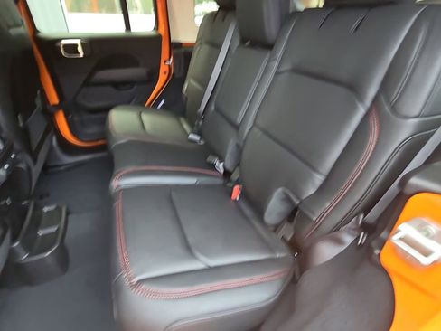 New 2026 Jeep Wrangler Unlimited Rubicon AWD/4WD image 14