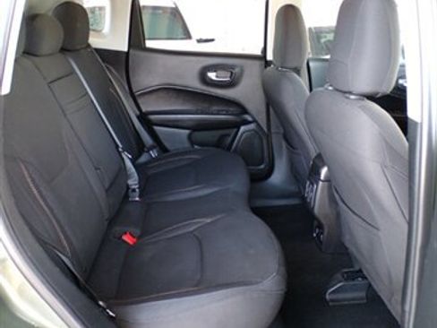 Used 2019 Jeep Compass Sport w/ Tech Group AWD/4WD image 24