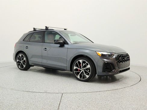 Used 2023 Audi SQ5 Premium Plus w/ Premium Plus Package AWD/4WD image 3