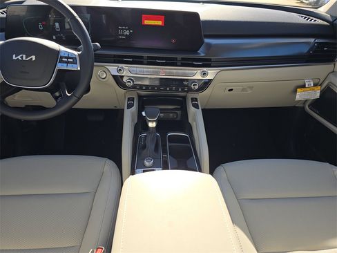 New 2025 Kia Telluride S image 17