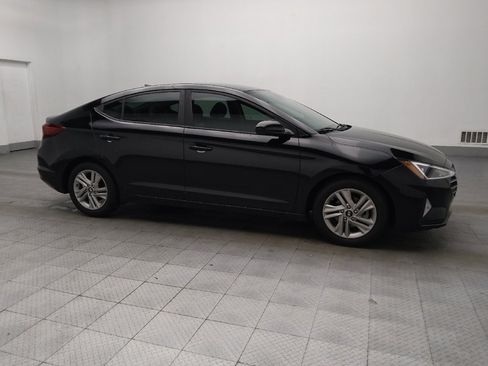 Used 2019 Hyundai Elantra SEL image 11