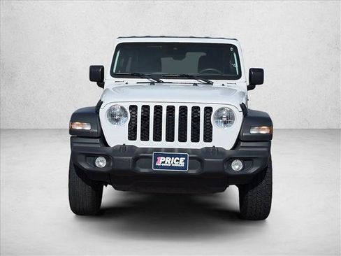 Used 2024 Jeep Wrangler Unlimited Sport AWD/4WD image 3