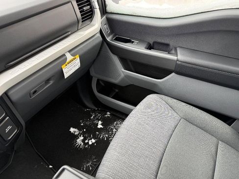 New 2025 Ford F250 XLT w/ 360-Degree Camera Package image 9