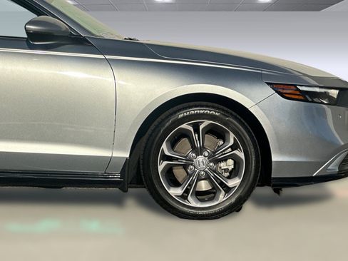 Certified 2025 Honda Accord EX-L image 33