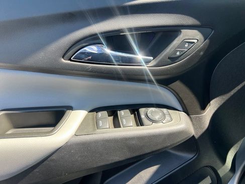Used 2024 Chevrolet Equinox LS w/ LS Convenience Package FWD image 15
