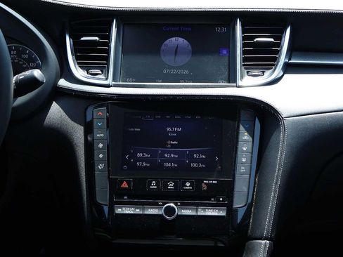 Used 2019 INFINITI QX50 Luxe FWD image 16