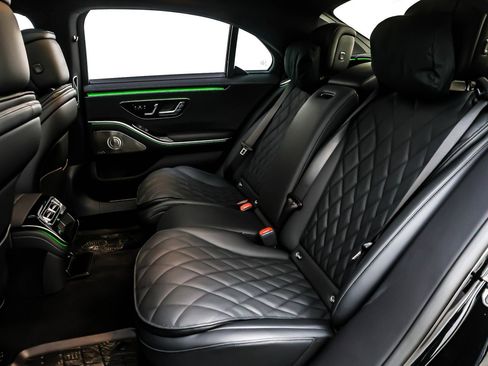 New 2026 Mercedes-Benz S 580 4MATIC Sedan image 8