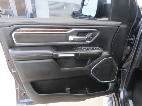 Used 2020 RAM 1500 Laramie AWD/4WD image 24