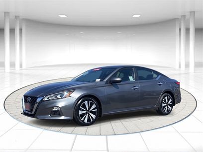 Certified 2022 Nissan Altima 2.5 SV