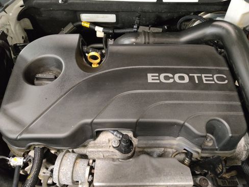 Used 2021 Chevrolet Equinox LT AWD/4WD image 30
