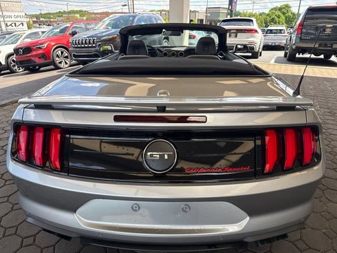 Used 2020 Ford Mustang GT Premium w/ Equipment Group 401A RWD image 33