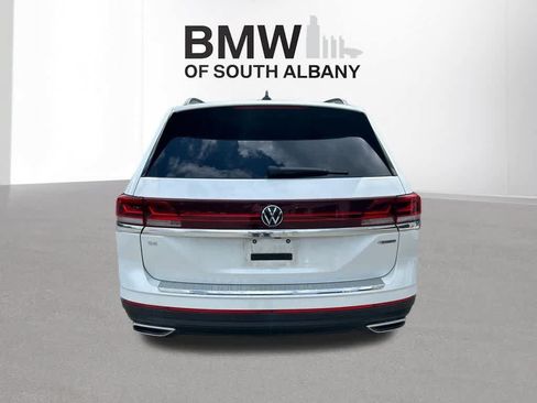 Used 2026 Volkswagen Atlas SE AWD/4WD image 9