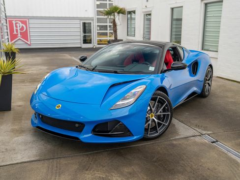 Used 2024 Lotus Emira First Edition image 3