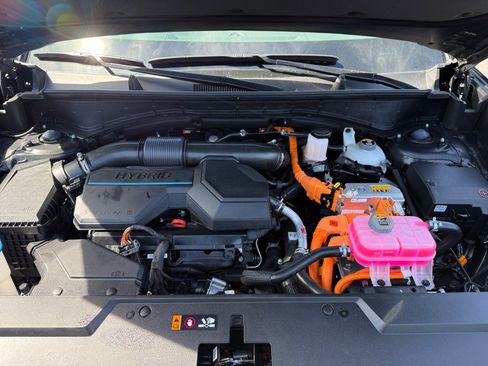 Certified 2025 Hyundai Santa Fe Limited image 21