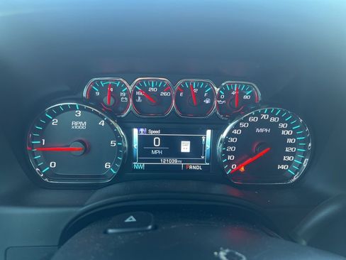 Used 2019 Chevrolet Tahoe LT image 10