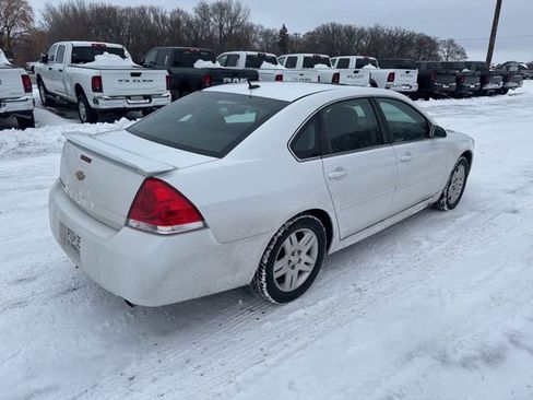 Used 2012 Chevrolet Impala LT w/ LT Sunroof Package image 9