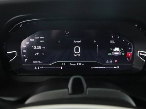 Used 2023 GMC Yukon XL Denali image 23