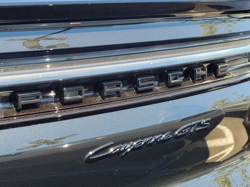 Certified 2025 Porsche Cayenne GTS AWD/4WD image 34