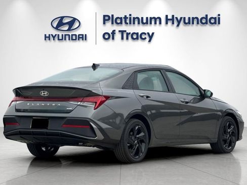New 2026 Hyundai Elantra Sport FWD image 4