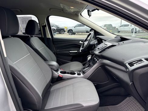 Used 2015 Ford Escape SE FWD image 13