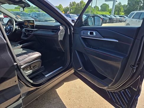 Used 2025 Ford Explorer ST-Line AWD/4WD image 71