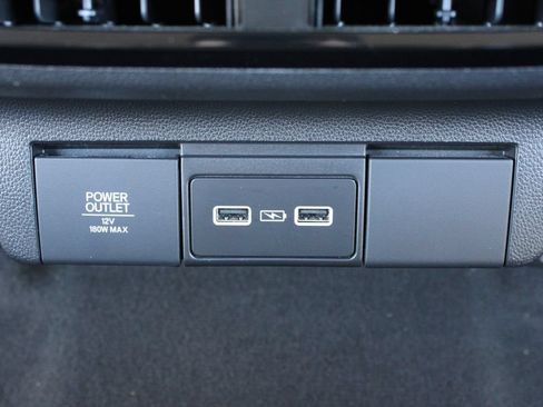 Used 2023 Acura MDX SH-AWD image 17