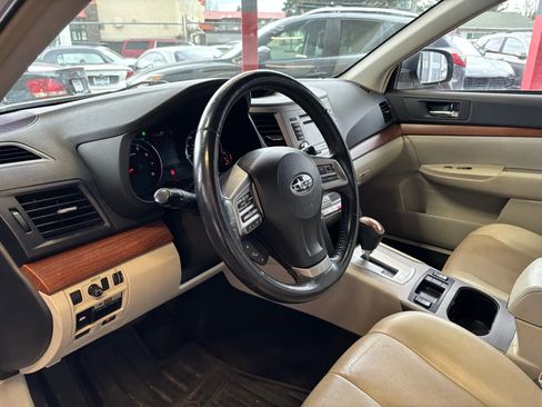 Used 2014 Subaru Outback 2.5i Limited w/ Moonroof Package image 15