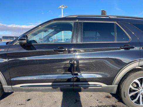Used 2025 Ford Explorer ST-Line AWD/4WD image 31