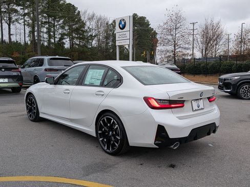 New 2026 BMW 330i xDrive Sedan w/ M Sport Package image 5