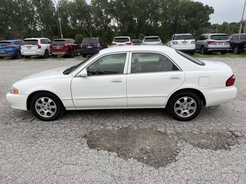 Used 2002 MAZDA 626 FWD image 6
