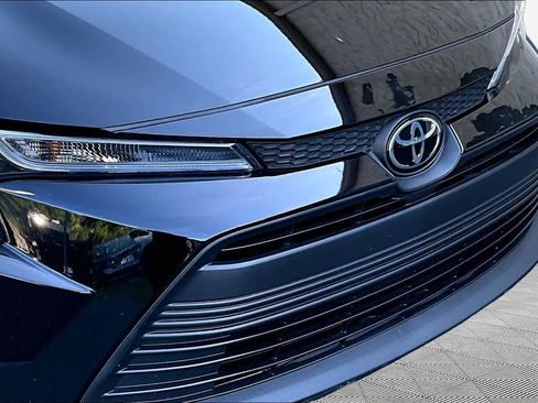 Certified 2025 Toyota Corolla LE FWD image 59