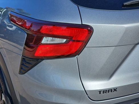 New 2026 Chevrolet Trax RS w/ Sunroof Package image 38