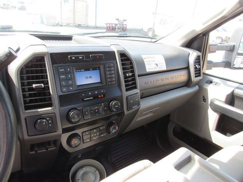Used 2021 Ford F550 4x4 Regular Cab Super Duty image 40