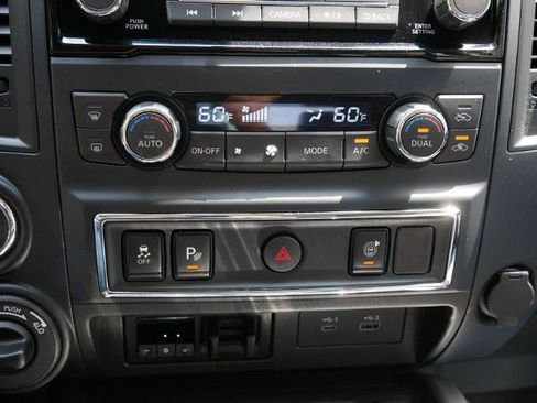 Certified 2024 Nissan Titan SV w/ SV Convenience Package AWD/4WD image 19