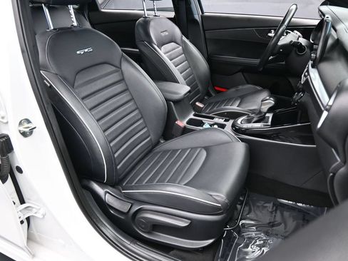 Used 2024 Kia Forte GT-Line w/ GT-Line Premium Package FWD image 48