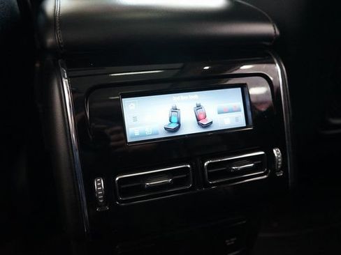 Used 2021 Lincoln Aviator Reserve AWD/4WD image 15