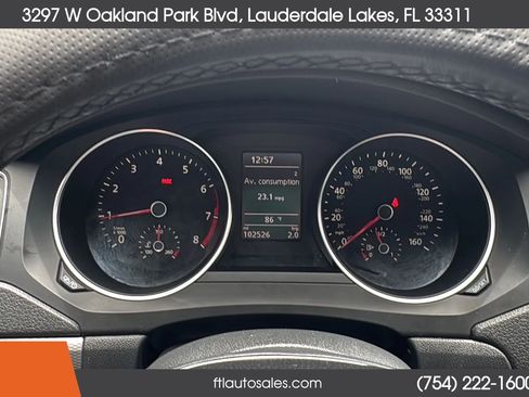 Used 2017 Volkswagen Jetta SE FWD image 46