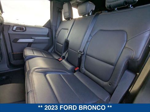 Used 2023 Ford Bronco Badlands image 22