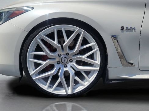 Used 2019 INFINITI Q60 Red Sport 400 w/ Cargo Package RWD image 25