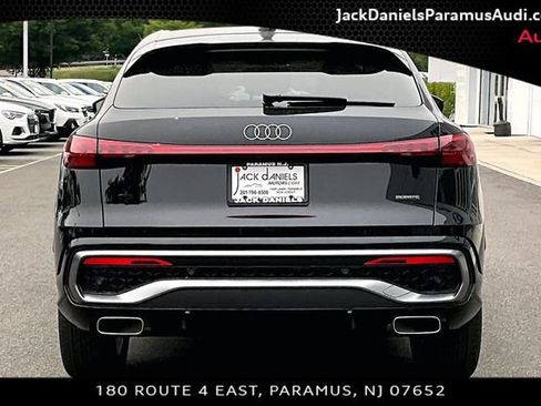 Used 2025 Audi Q5 Premium Plus w/ Premium Plus AWD/4WD image 4