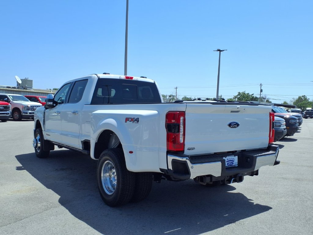 New 2026 Ford F350 Lariat w/ Lariat Ultimate Package AWD/4WD image 2
