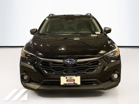 Used 2024 Subaru Crosstrek 2.0i Premium AWD/4WD image 2
