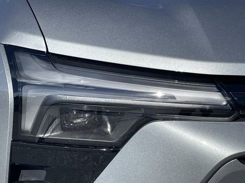 New 2026 Chevrolet Blazer EV LT image 9