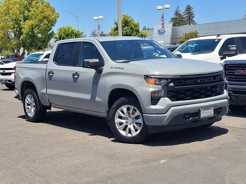 Used 2024 Chevrolet Silverado 1500 Custom RWD image 2
