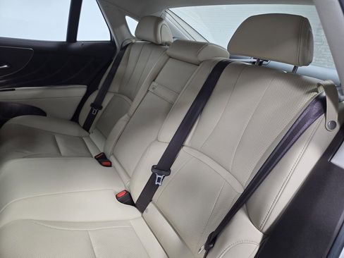 Used 2019 Lexus LS 500 image 33