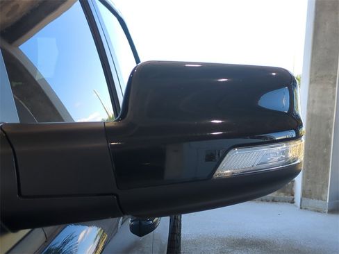 Used 2022 RAM 1500 Limited w/ Night Edition image 12